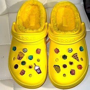 Crocs lined banana splits